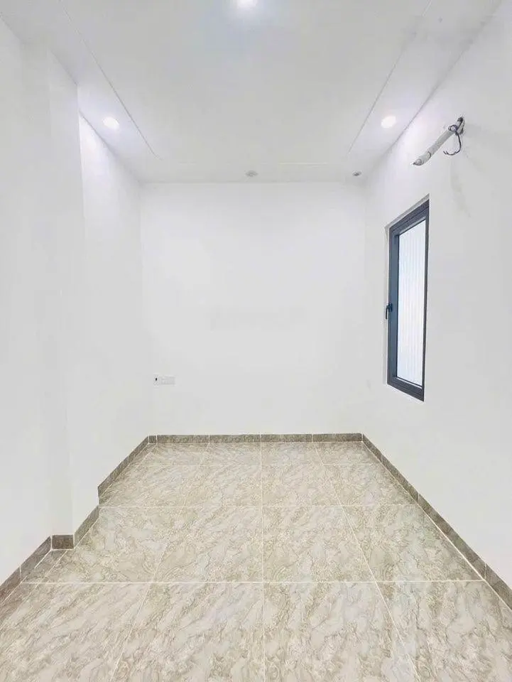 Cô Hoa chuyển nhà qua ở với con bán gấp nhà MT Hoa Lan, P. 2, Q. PN, DT 64m2/9,2 tỷ, LH 0902845746