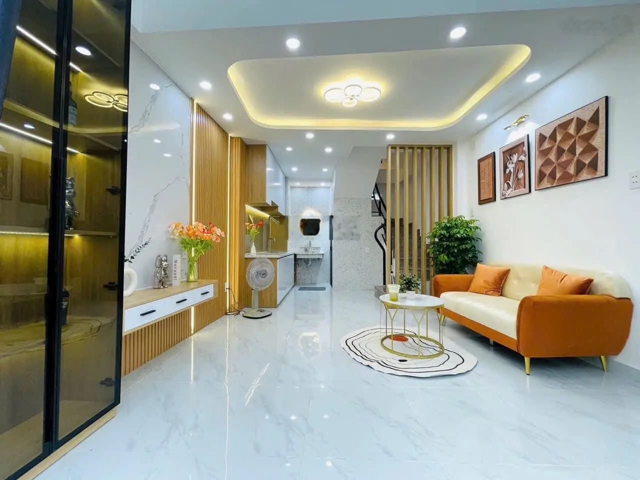 Nhà Bà Hom, Quận 6. Với 4Tỷ 050/ 54m2, giá siêu hời, thiết kế trẻ trung.LH 0909867347 (Trang Thanh)