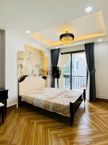 Bán gấp nhà giá tốt Gò Ô Môi, Q7, 80m2, giá 4,5 tỷ, sổ sẵn