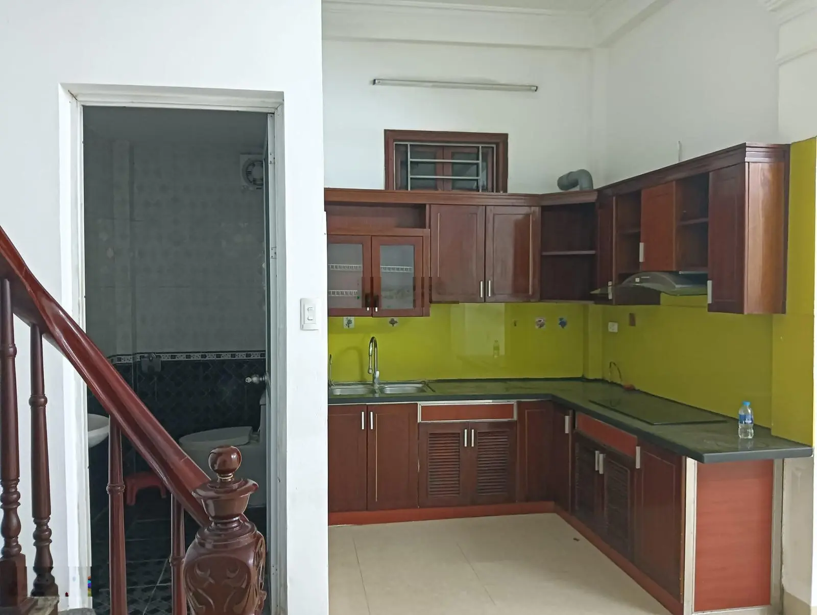 Rẻ như tặng, 45m2, 4 tầng giá 6 tỷ, ngay cuối Phố Bà Triệu, Hà Đông, cần bán gấp, giá nào cũng bán