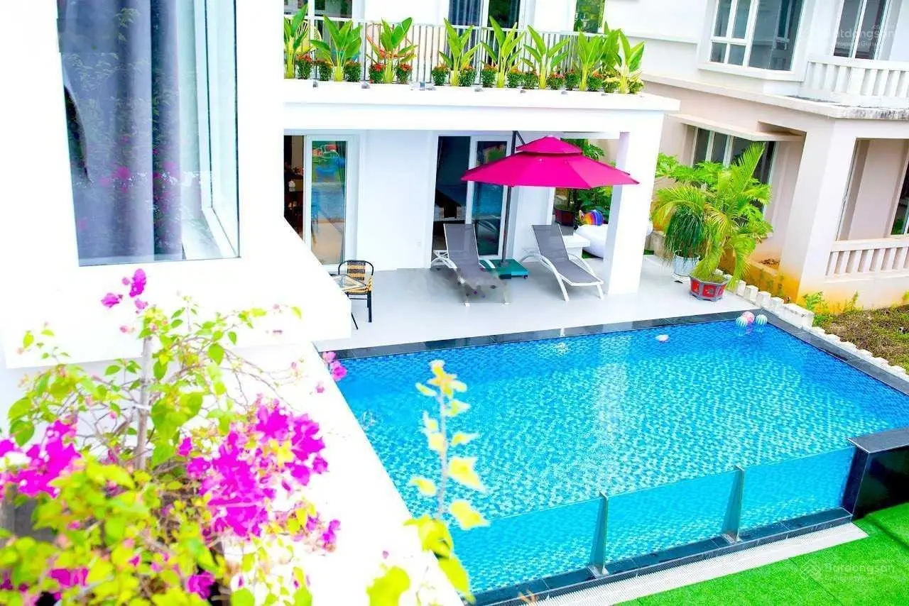 Cần bán gấp căn BT song lập, đẹp Xanh Villas 258m2 giá. 13.5 tỷ. Báo giá chuẩn. LH 0946 387 988