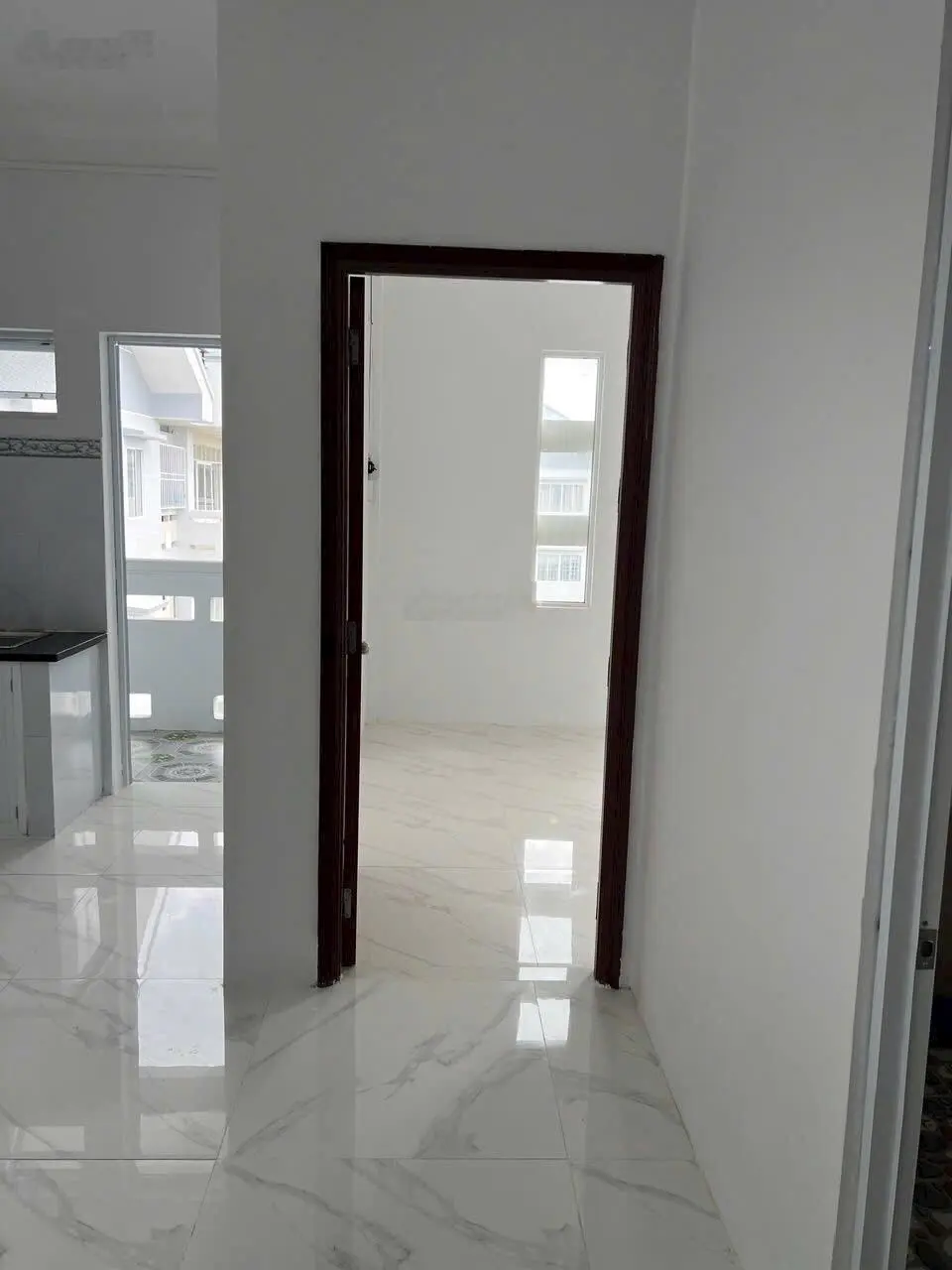 Bán căn hộ Hưng Phú Cần Thơ 70m2, 2 phòng ngủ, Đông Bắc, mới, sổ hồng, thang máy, bãi oto