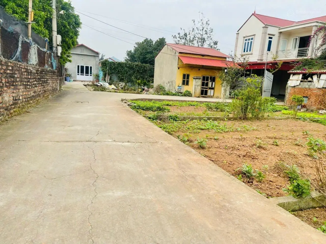 Bán đất Liên Nghĩa Văn Giang Hưng Yên 130m2, giá 30tr/m2