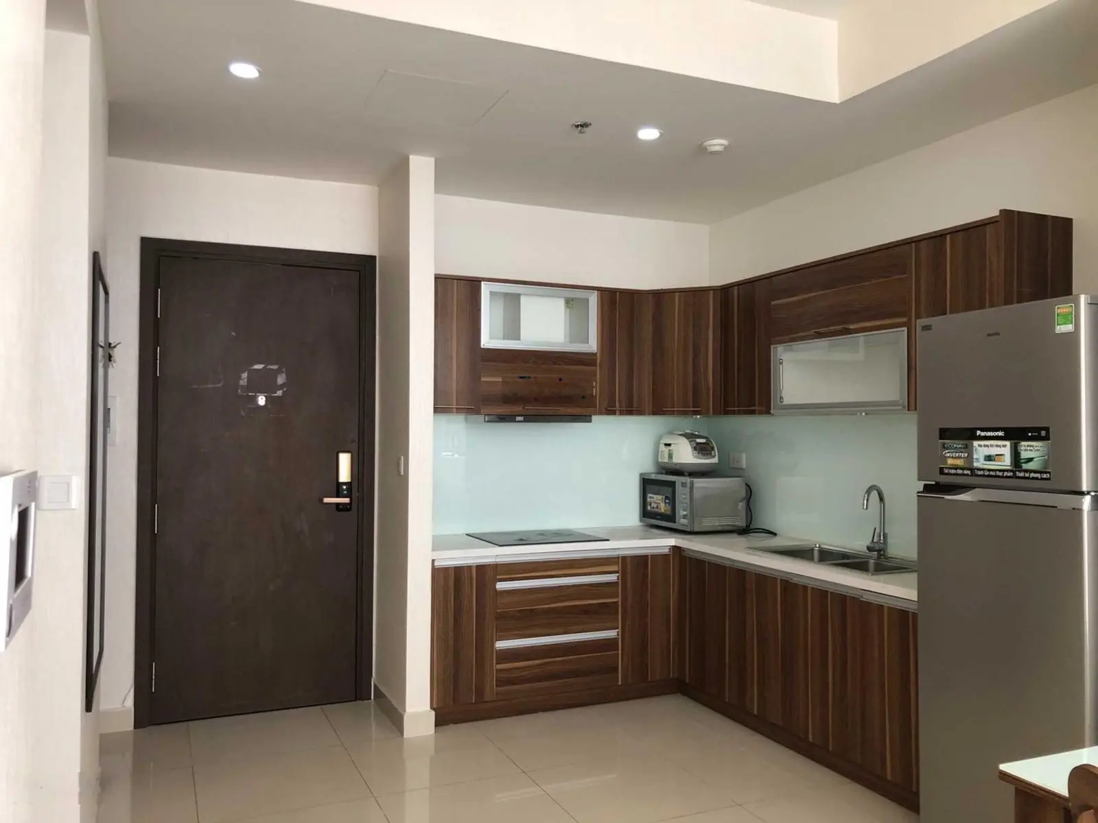 Bán căn hộ Tresor Novaland 2PN, 1WC lầu cao view sông, full nội thất giá 4.1 tỷ. LH: 0906 378 ***