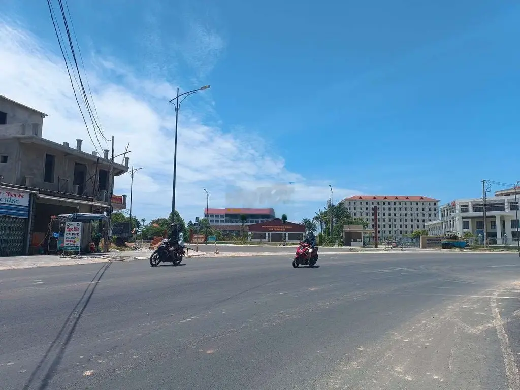 Cc Bán Lô Đất 128m2,Vuông Vức Gần Ngã 3 Phạm Văn Đồng,ĐH Tài Chính