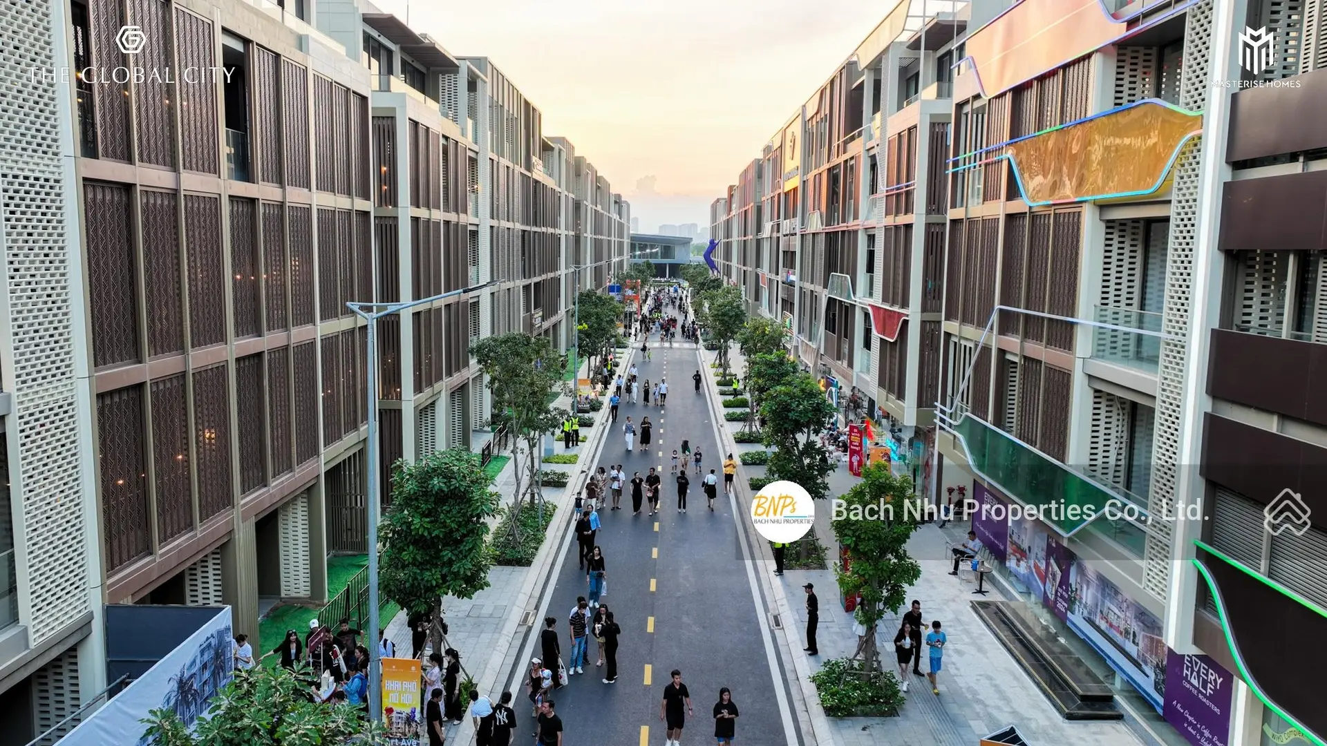 GIá kịch trần - trước tết nhà phố Soho The Global City view 2 mặt tiền đường 347m2