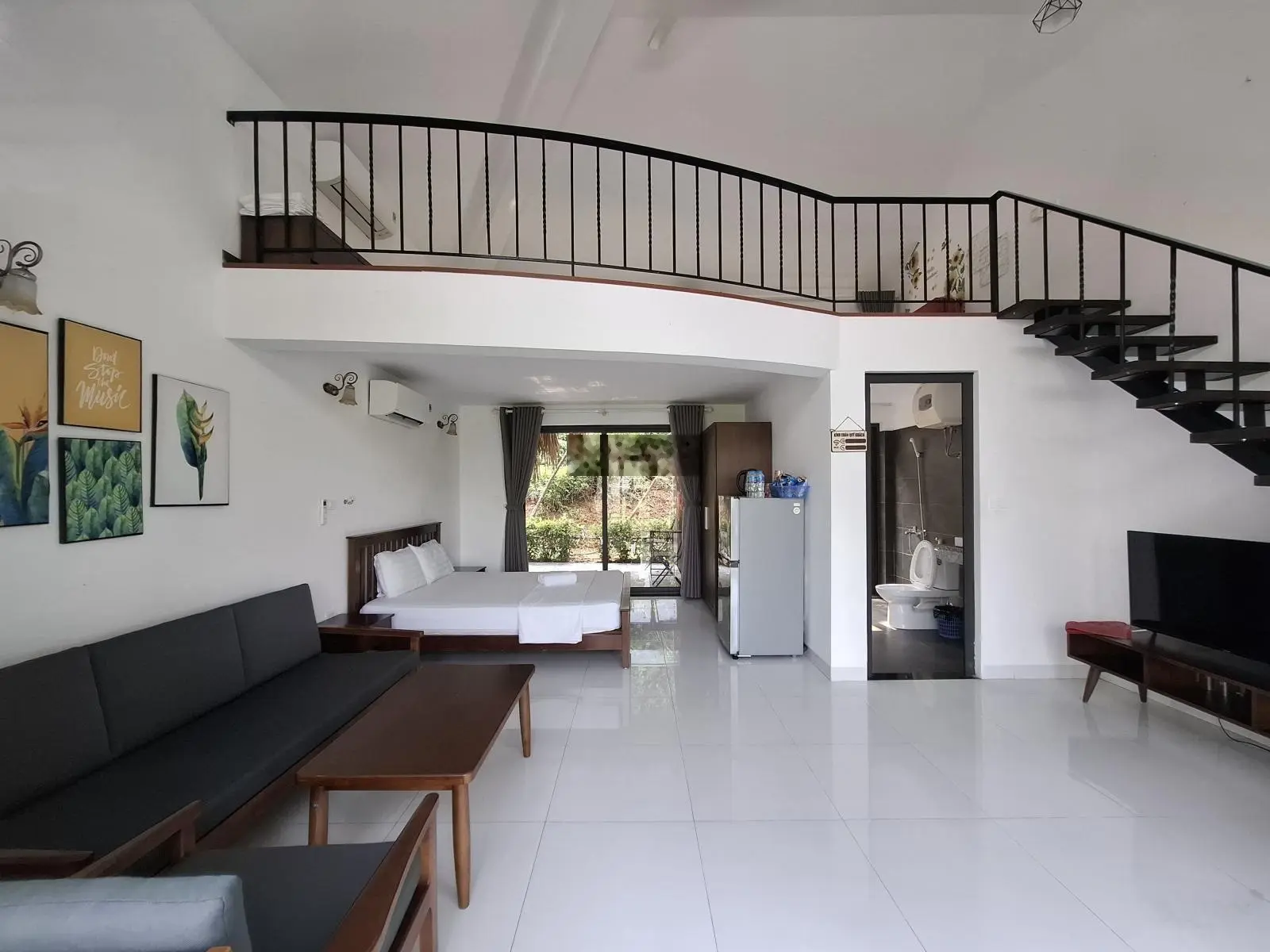 Bán Biệt thự nghỉ dưỡng Yên Bài Ba Vì 400m2 , 4 ngủ, khách, bếp , sẵn khai thác homestay