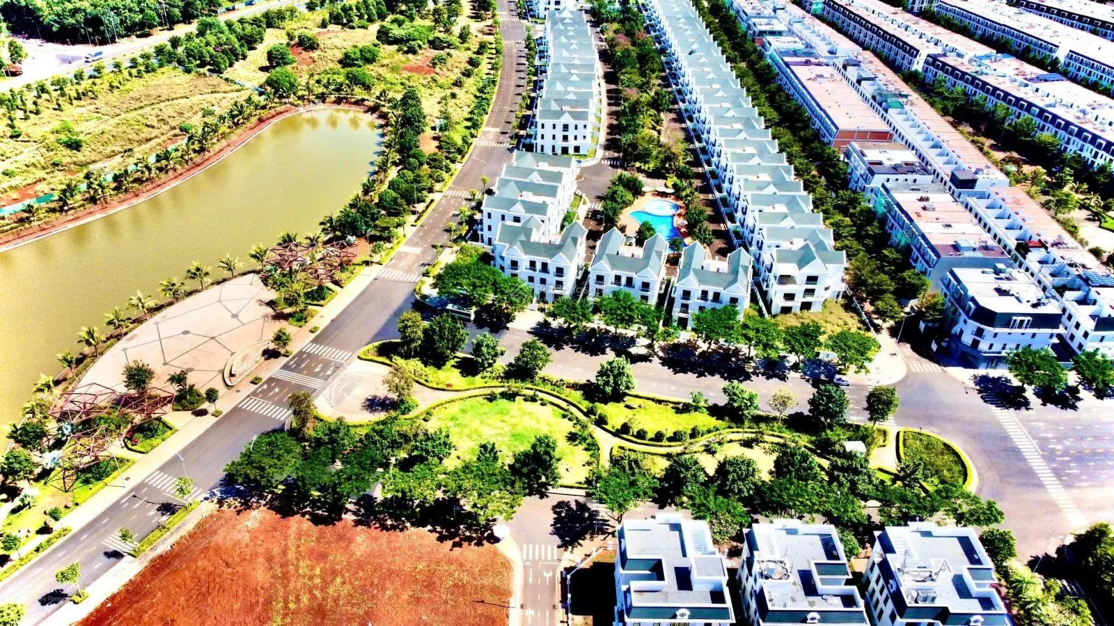 Bán biệt thự Eco City Premia, 13,5 tỷ, 250m2, Tân An, Buôn Ma Thuột, Đắk Lắk