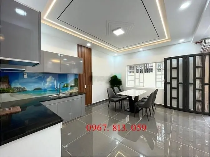 Nhà đường thông Thạnh Xuân 24, DT:8x8M, Trệt, 1Lầu, 2PN, P/thờ, SX may