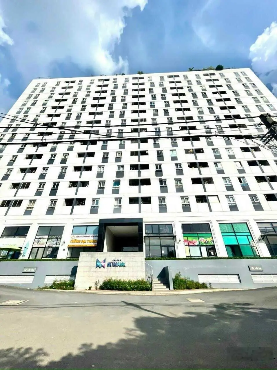 Cần bán shophouse cc Sài Gòn Metro Park, 63m2, 2tỷ9, LH: 0903 333 287 Mr Viên