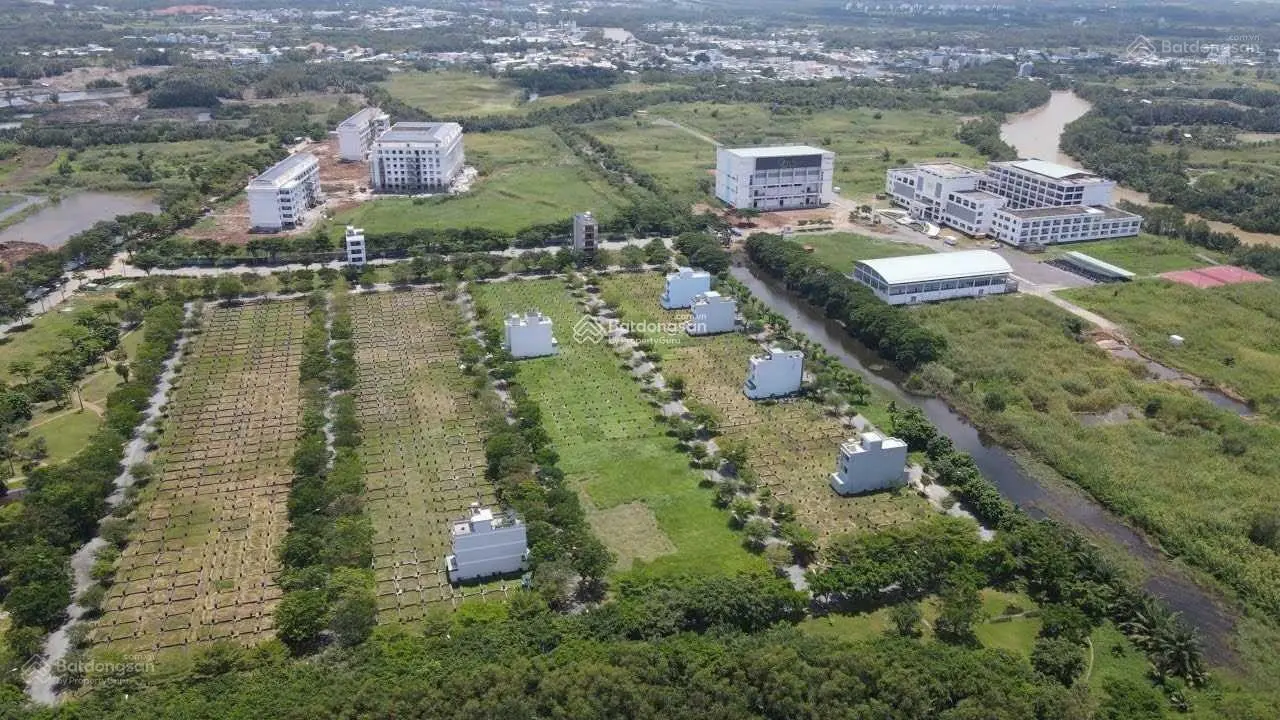 4660m2 có 300m2 thổ cư, mặt tiền 60m, Phước Lộc, Nhà Bè. Có giá 12tr/m2