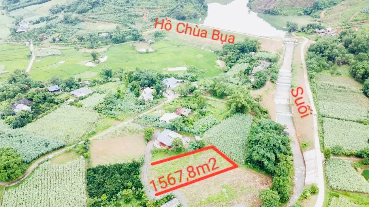 Chính chủ em bán 1567,8m2 đất gần hồ Chùa Bụa, cạnh suối tại Mỹ Hoà Tân Lạc Hoà Bình. Giá chỉ 850tr