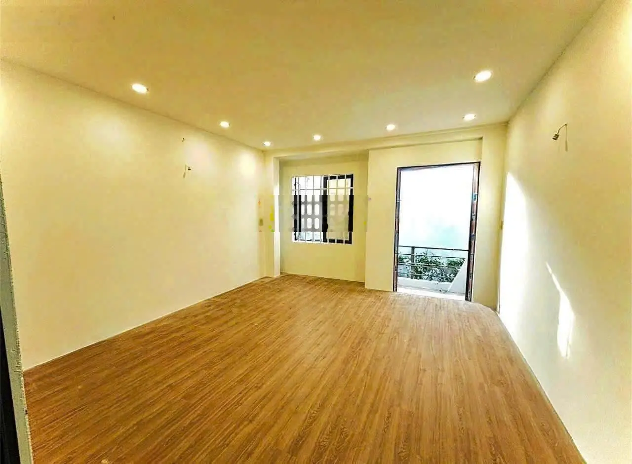 Bán nhà 2 Tầng, 42m2, đường Nguyễn Văn Quá, P. Tân Thới Hiệp, Q. 12. Giá 3,28 Tỷ.