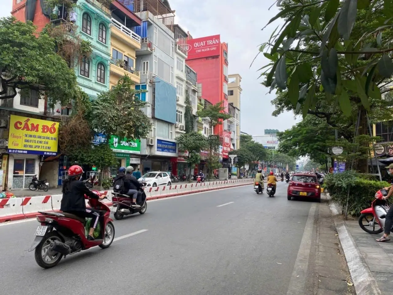 Cần bán nhà 4 tầng, ô tô đỗ cửa. Giá đầu tư. Tiện ích ngập tràn, dòng tiền ổn định