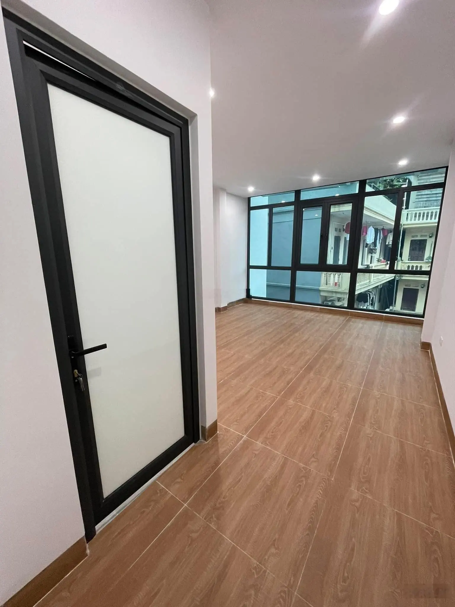 Bán nhà riêng view đẹp, 14,8 tỷ, 60m2 tại Trần Duy Hưng, Cầu Giấy, Hà Nội,mặt ngõ kinh doanh,ô tô