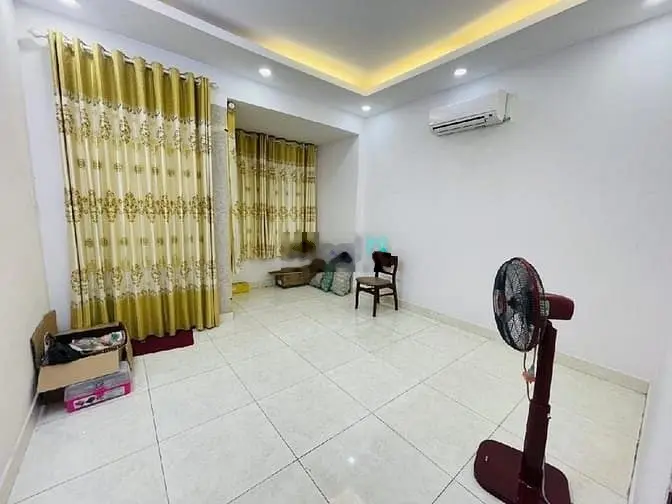 Nhà đẹp 3 tầng - 51m2 - Hẻm xe hơi tránh - không lộ giới + quy hoạch