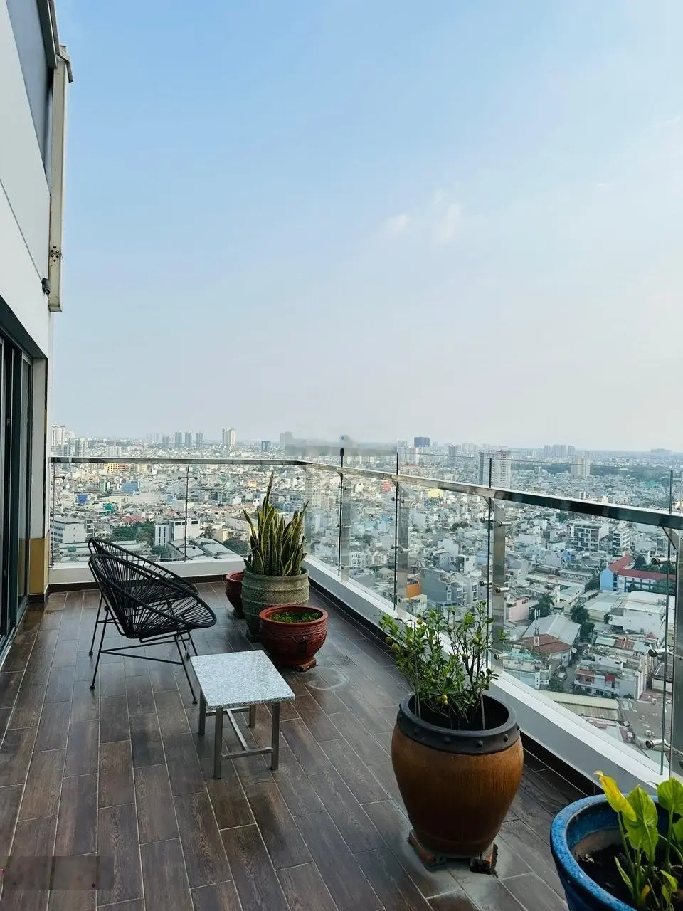 Cần bán căn Penthouse cc Resgreen Tower, Thoại Ngọc Hầu, 140m2, 3PN 3WC, giá 9,3 tỷ. LH: 0949 229 ***