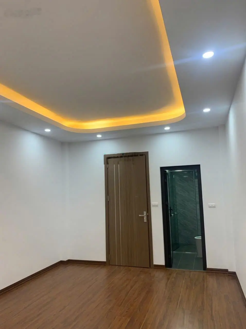 Bán nhà phân lô ngõ 120 Dương Văn Bé (cấp 1, 2 Vĩnh Tuy), 35m2x5T, xây mới cách ô tô 10m giá 6.9 tỷ