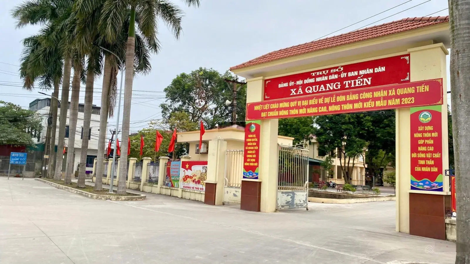 Cực phẩm Xuân Bách - Quang Tiến - Sóc Sơn. Ngõ thông ô tô - 20m ra đường 40m. Giá đẹp