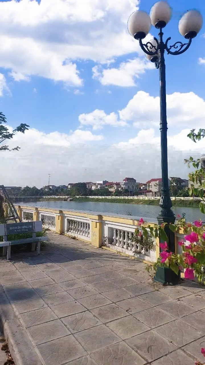 Bán nhà lương nỗ, tiên dương, tuyệt phẩm ngắm bình minh, view hồ xanh ngắt! mặt tiền khủng 9m!!!