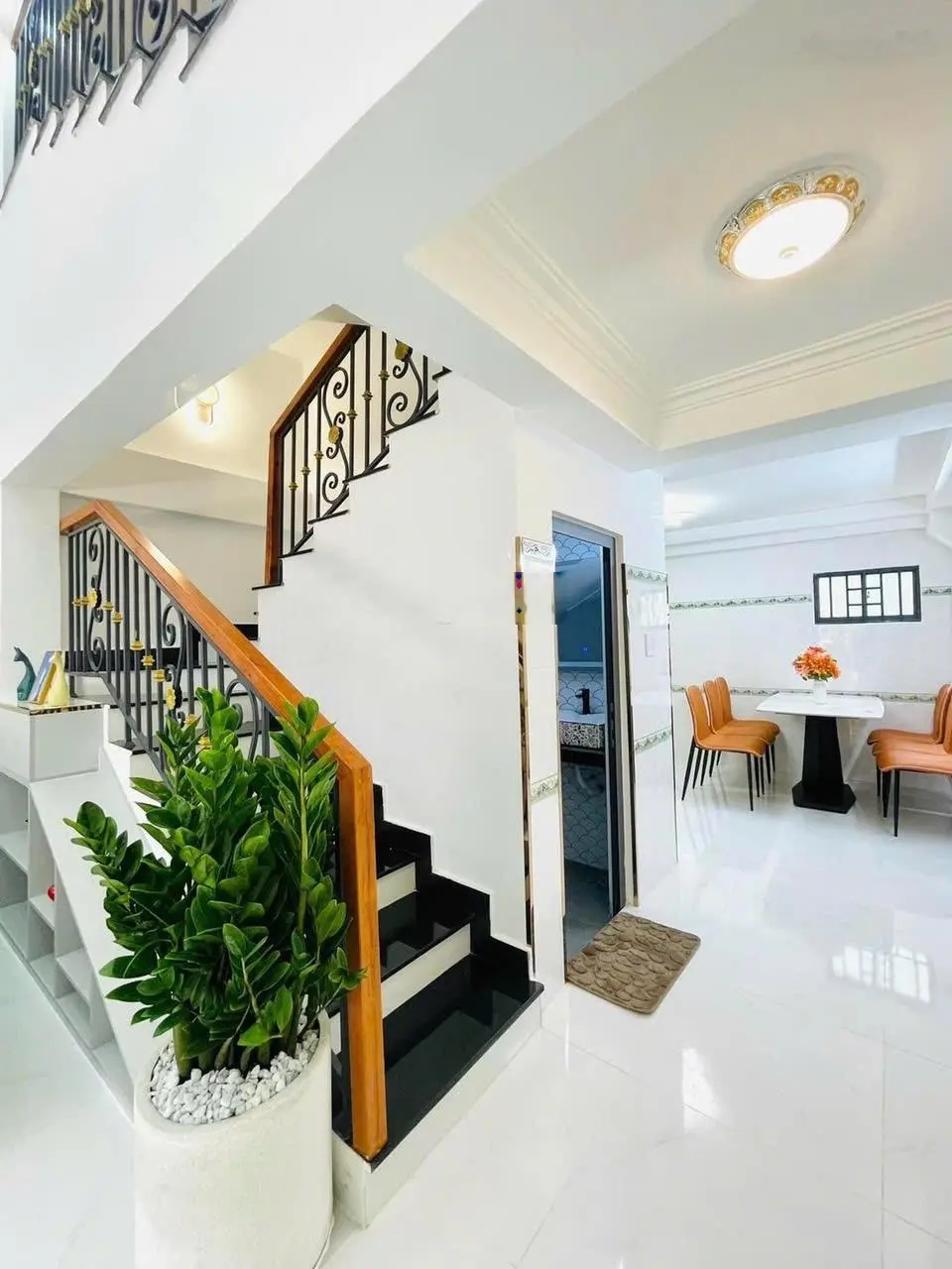 Đi nước ngoài bán gấp nhà Đ Minh Phục, Q11.3ty/48,4m2. Gần bệnh viện, chợ. LH: 0936 436 ***