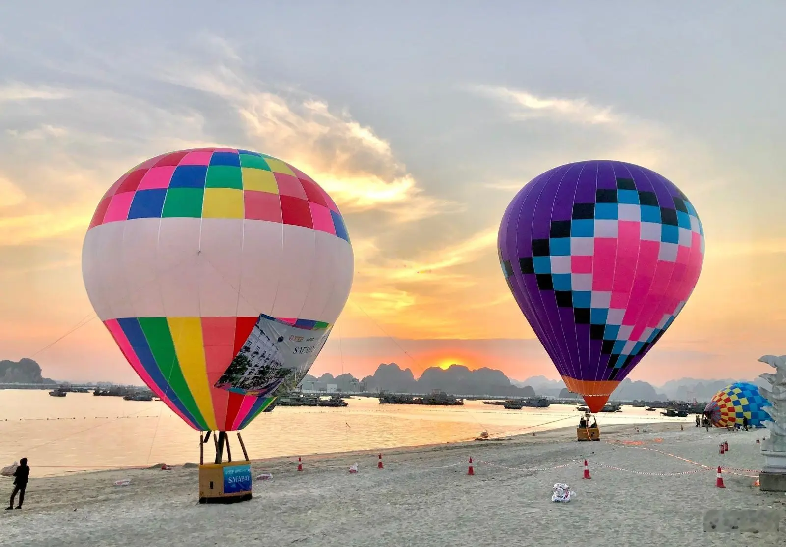 Cần bán ô đất dự án trung tâm Cẩm Phả, mặt đường bao biển đẹp nhất Việt Nam, DT: 120.9m2 giá 3tỷ7