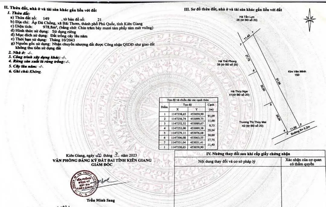 Tôi cần bán 1 mảnh đất sát biển 980m2, sổ riêng, giá 2tỷ