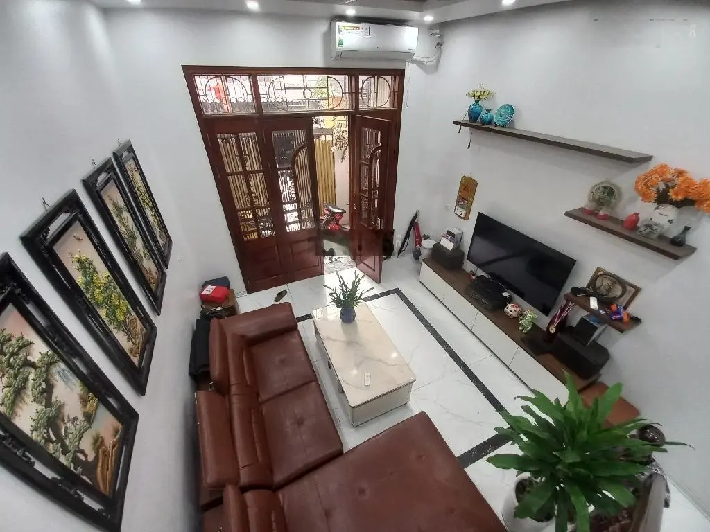 Bán nhà 3,5 tầng 60m2 Cầu Diễn, Minh Khai, Bắc Từ Liêm, nhà 2 mặt thoáng, ô tô đỗ cửa, kinh doanh