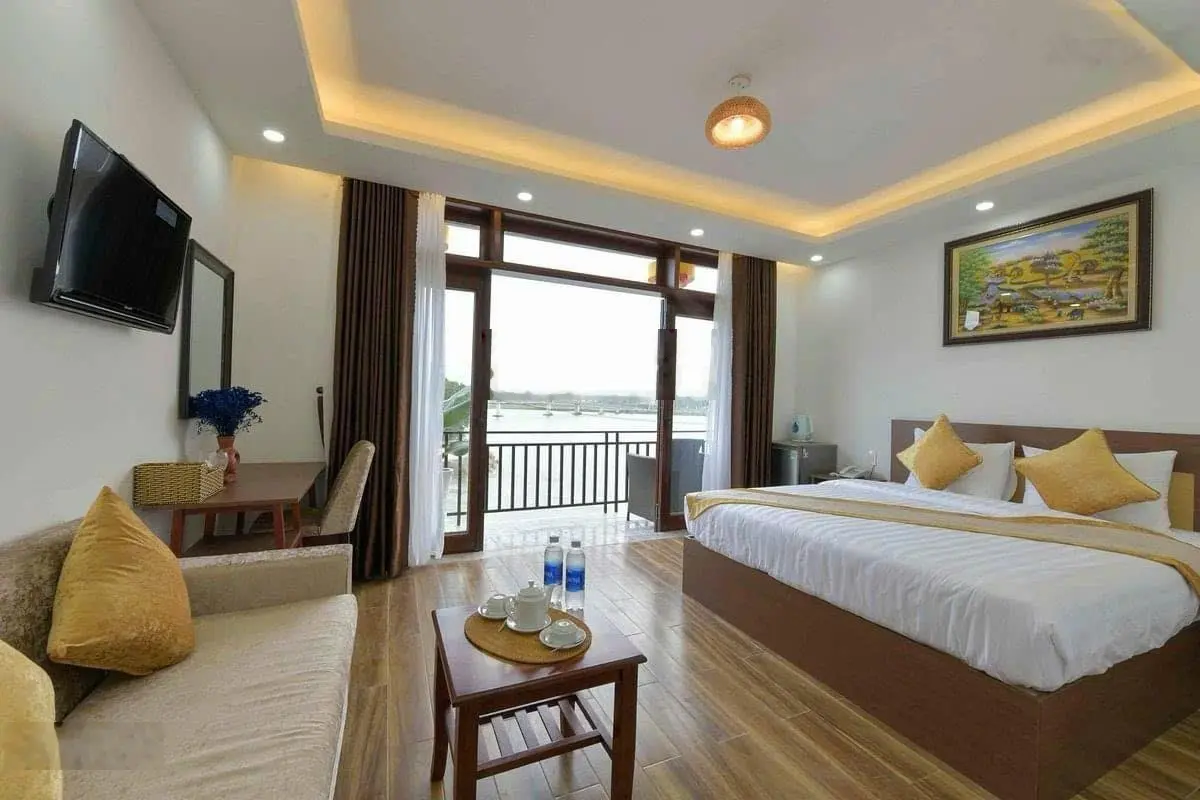 Bán homestay ven sông trung tâm phố cổ Hội An - doanh thu ổn định chỉ 16 tỷ