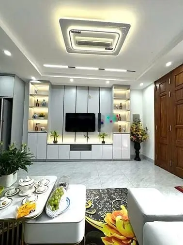 Bán Nhà Giải Phóng , 38x6 Tầng , Giá Hơn 8 tỷ ,Thang Máy ,Oto ,Lo góc