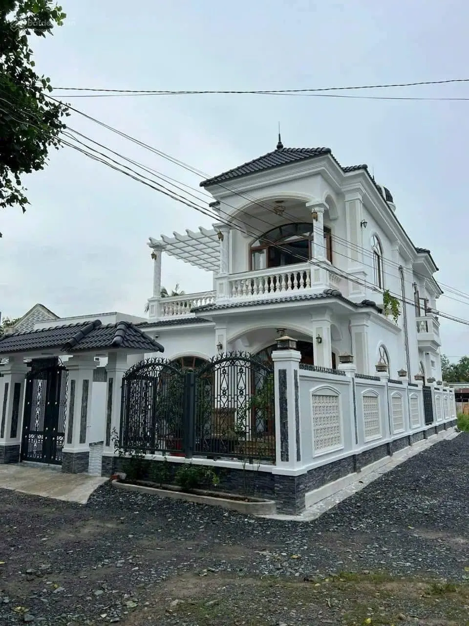 Bán nhà mới 261m2, tại phường Hiệp Tân, thị xã hòa thành, Tây Ninh