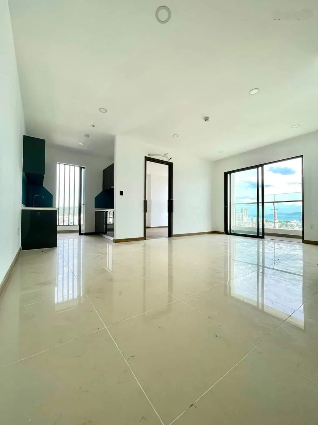 Ngân hàng thanh lý căn hộ 3 PN Phú Tài Residence 96m2 hướng Đông Nam view biển. LH: 0903 601 ***