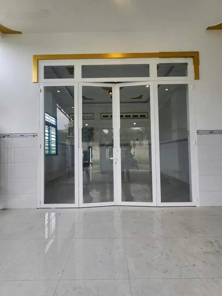 Bán gấp căn nhà cấp 4 đẹp ở Dương Công Khi, xã Tân Thới Nhì, 108m2 nhà có hoàn công