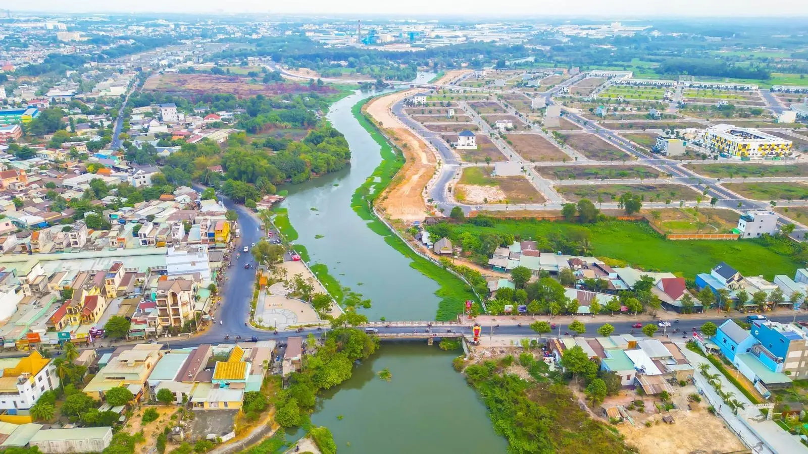 Chính chủ gửi bán gấp nền đất chỉ 1 tỷ bao phí dự án Mega City