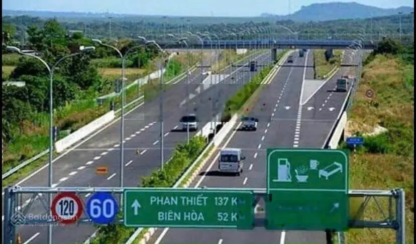 Bán đất full thổ cư trung tâm phường Xuân Lập TP Long Khánh chỉ 8,8tr/m2