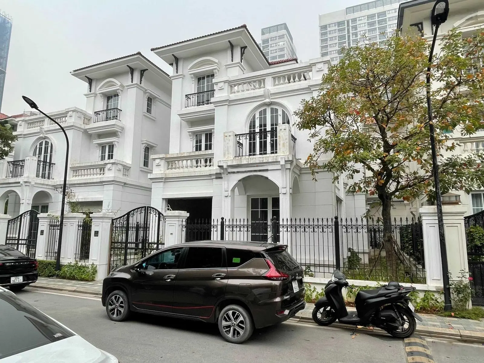 Bán biệt thự 259m2 tại Embassy Garden, lô góc vườn hoa, 5PN, 3WC, Bắc Từ Liêm, Hà Nội với giá tốt