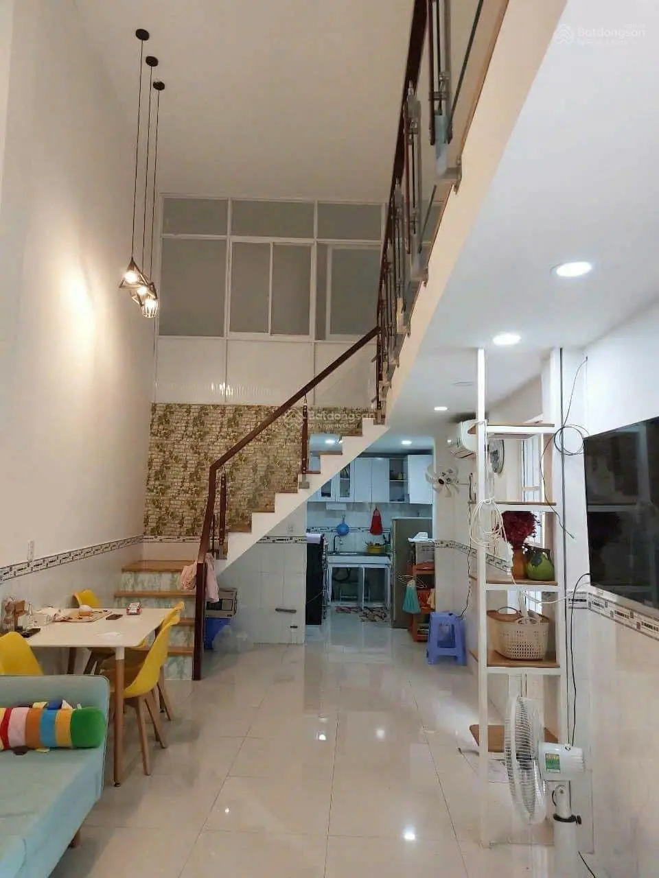 Dòng tiền tháng 4tr5 - Nhà lầu, 51 m2, 1 sẹc Hưng Đạo Vương, gần Song Ngữ Á Châu, P. Quyết Thắng