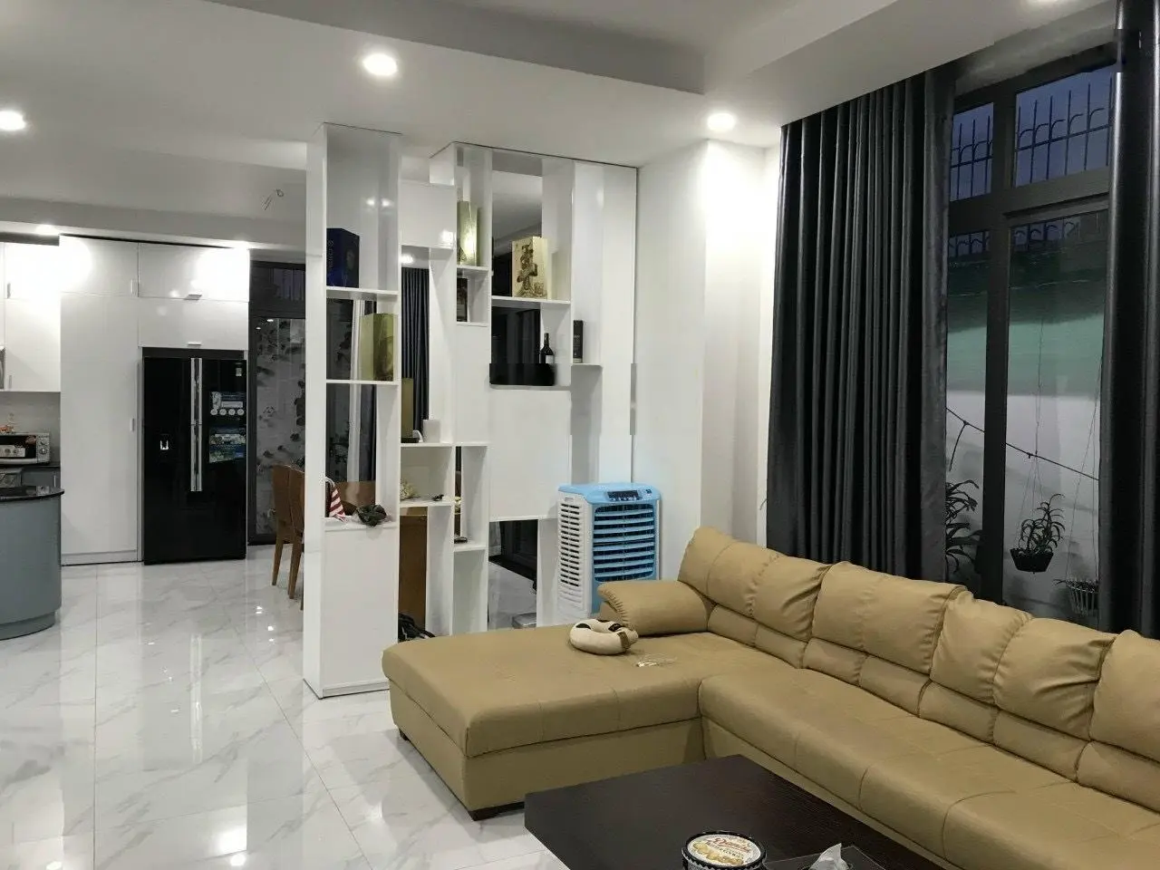 HOT ! Bán căn BT Đông Thủ Thiêm - Đối diện Lakeview City - DT: 165m2 - Giá chỉ 25 tỷ TL