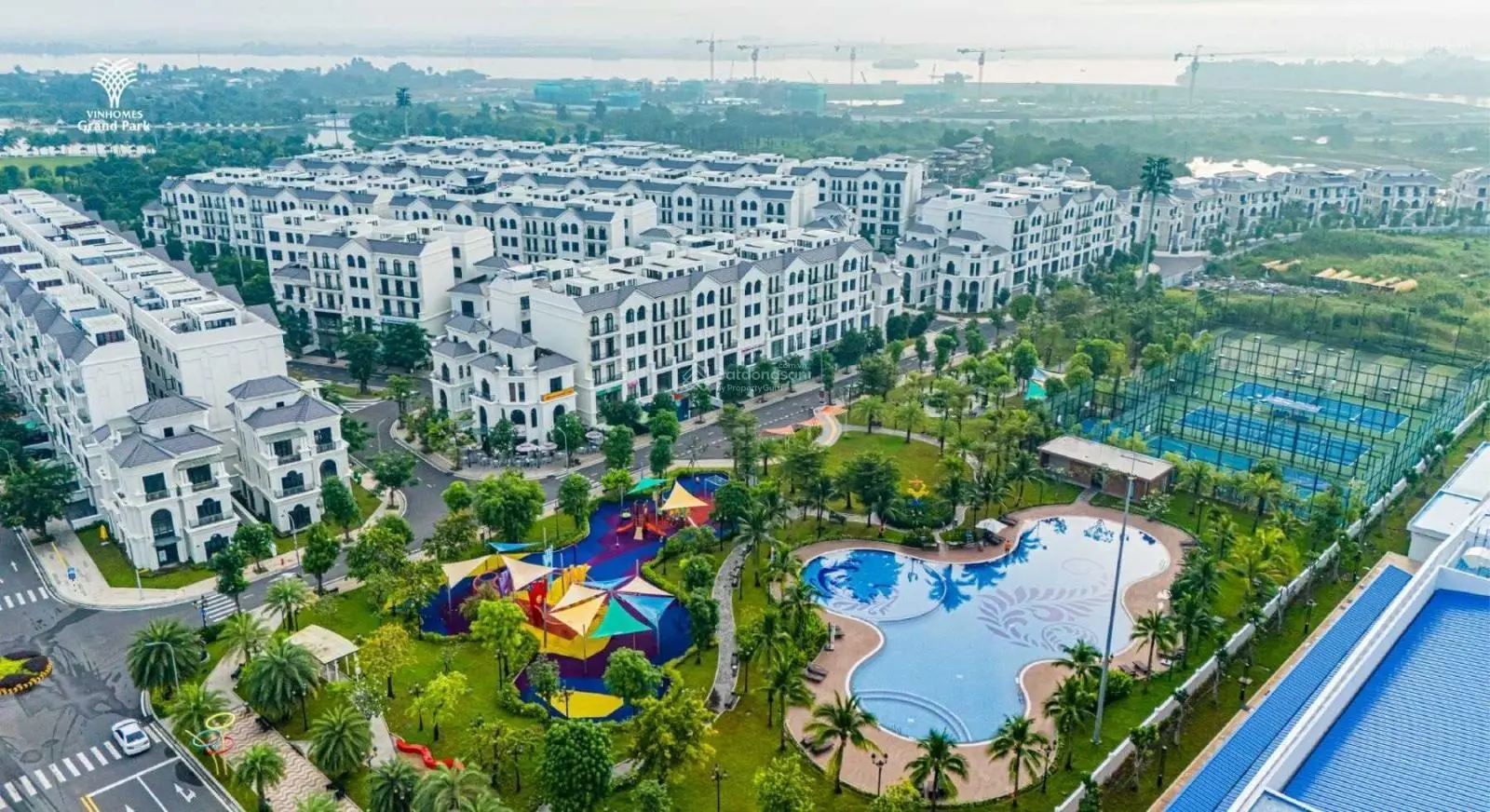 Căn nhà phố sân vườn khu biệt thự Vinhomes Grand Park Quận 9 đáng mua nhất lúc này!