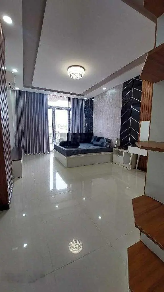 Nhà 3 tầng - ngang 4,7*16m - xe hơi vào nhà - Tân Quy, Quận 7 - chỉ 8 tỷ 650