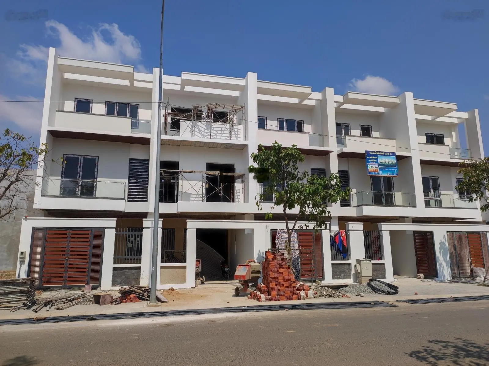 Bán đất nền 120m2 Bà Rịa City Gate giá 1 tỷ 750 liên hệ: 0901 325 ***