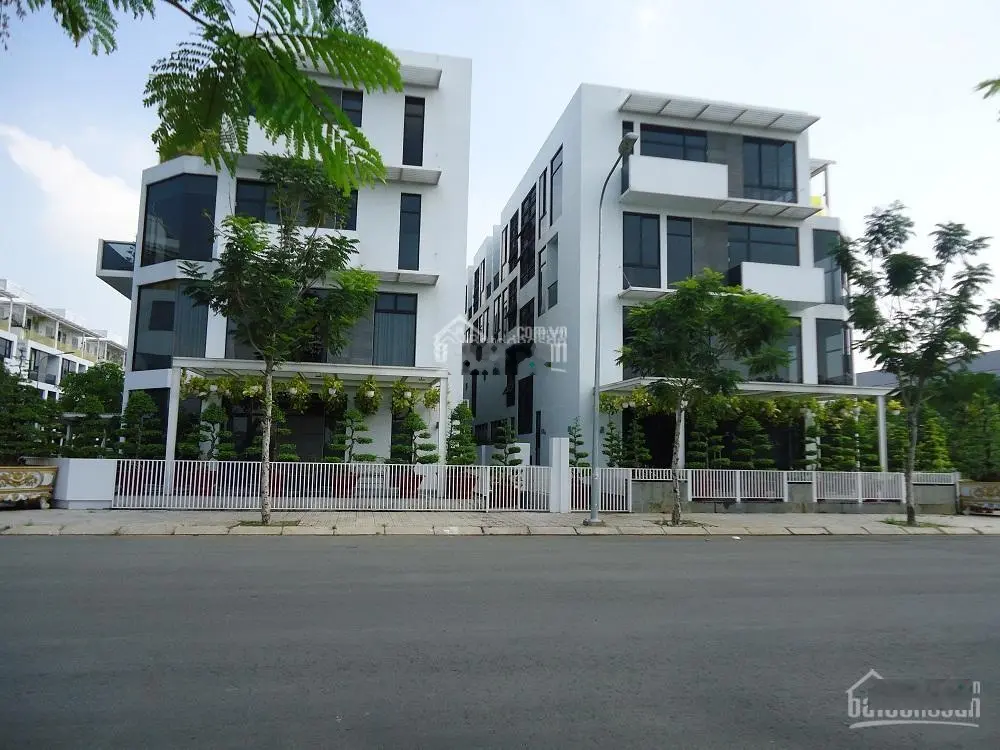 Bán gấp nhà trong khu compound Citi Bella Cát Lái, Quận 2, SHR, giá 7.3 tỷ LH: 0941112209 A. Hùng