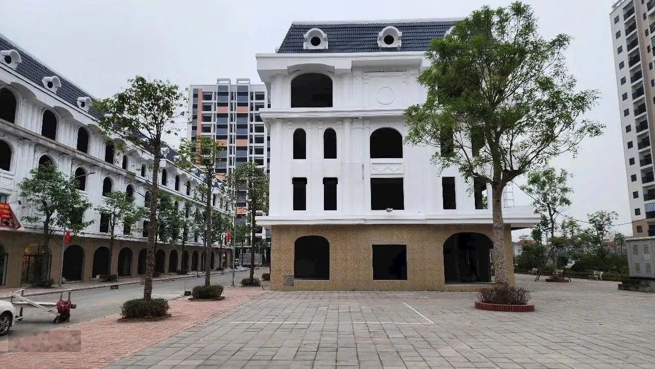 Bán shophouse 90m2 tại đường 38, Thị trấn Hồ, Bắc Ninh, giá tốt chỉ với 6,5 tỷ