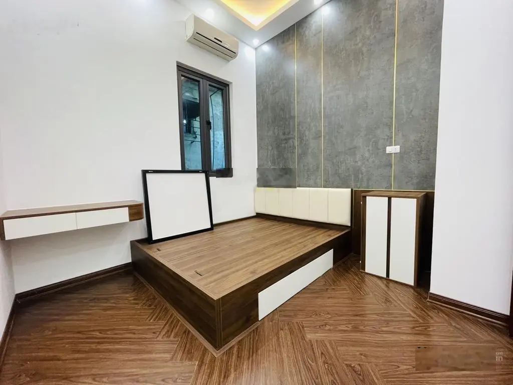 Nhà đẹp lung linh Bạch đằng Hoàn Kiếm, sổ 40m2, 4 tầng, 6,3 tỷ về ở luôn