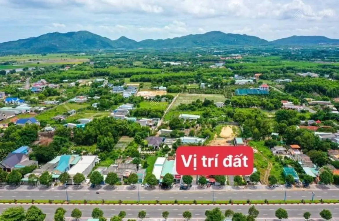 Bán đất mặt tiền ven biển Vũng Tàu Bình Châu - đường Nguyễn Tất Thành DT 145m2