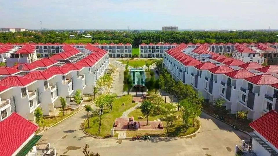 Nhà 3 tầng ngang 7m Royal Park Huế