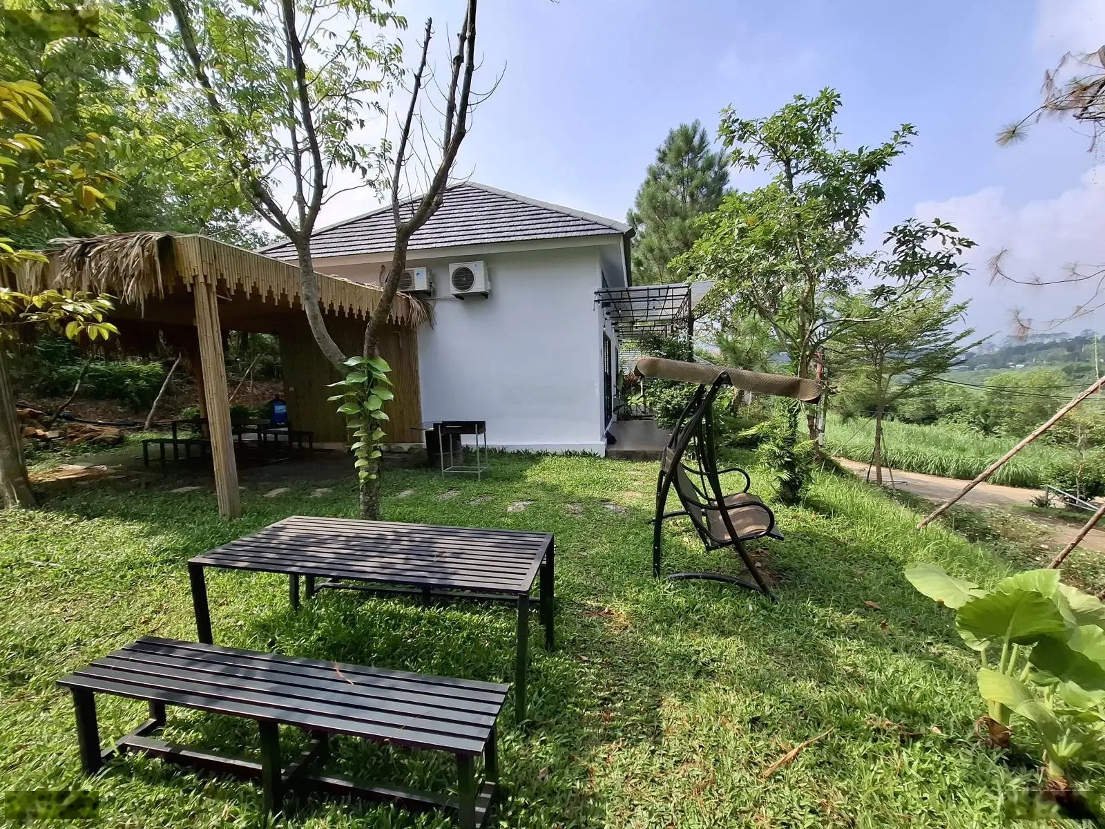 Bán Biệt thự nghỉ dưỡng Yên Bài Ba Vì 400m2 , 4 ngủ, khách, bếp , sẵn khai thác homestay