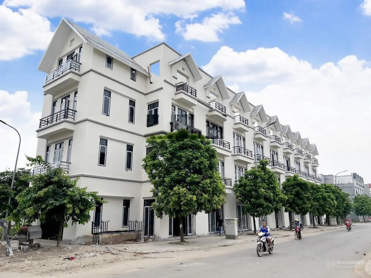 Đất nền giá rẻ chỉ 12.5tr/m2 lô 255m2 hướng Nam, ngay cổng dự án Hưng Hoá River City