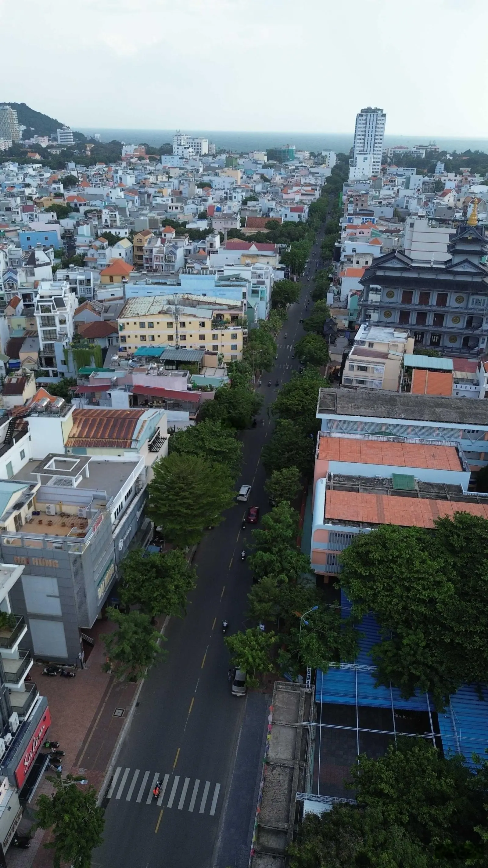 Mặt tiền đường Nguyễn Kim phường 4, đang mở đường vỉa hè, tiềm năng tương lai, 191m2 giá 18.99 tỷ