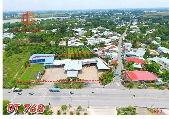 Bán cây xăng 70 tỷ 4300m2 đất SKC mặt tiền 768 4 trụ bơm và sạc điện